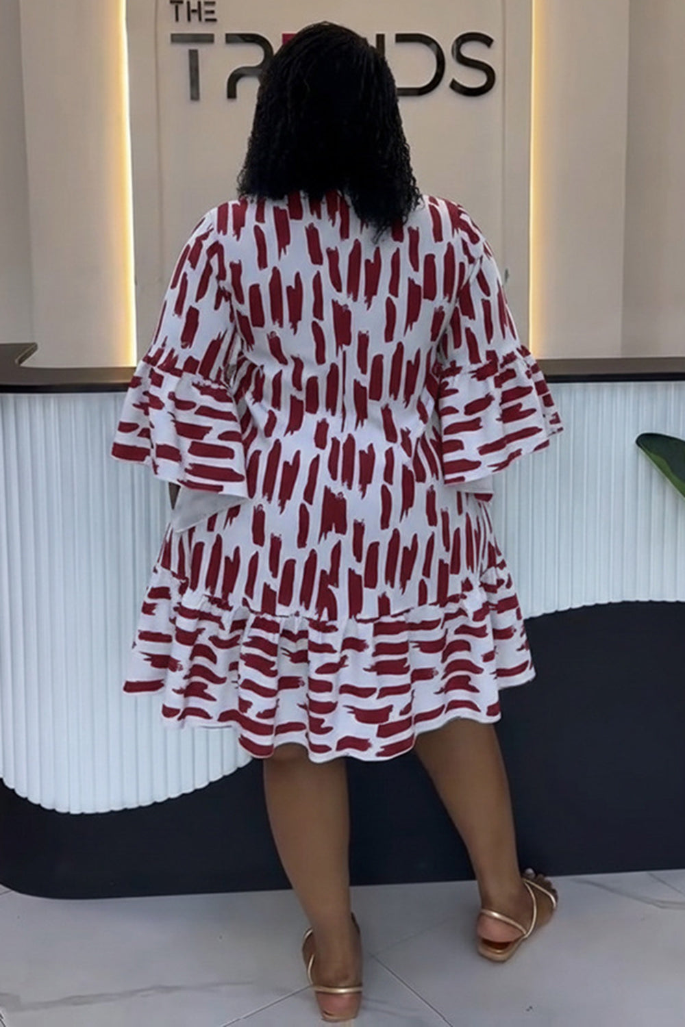 V Neck Flare Sleeve Ruffle All Over Print Loose Fit Mini Dresses-Burgundy