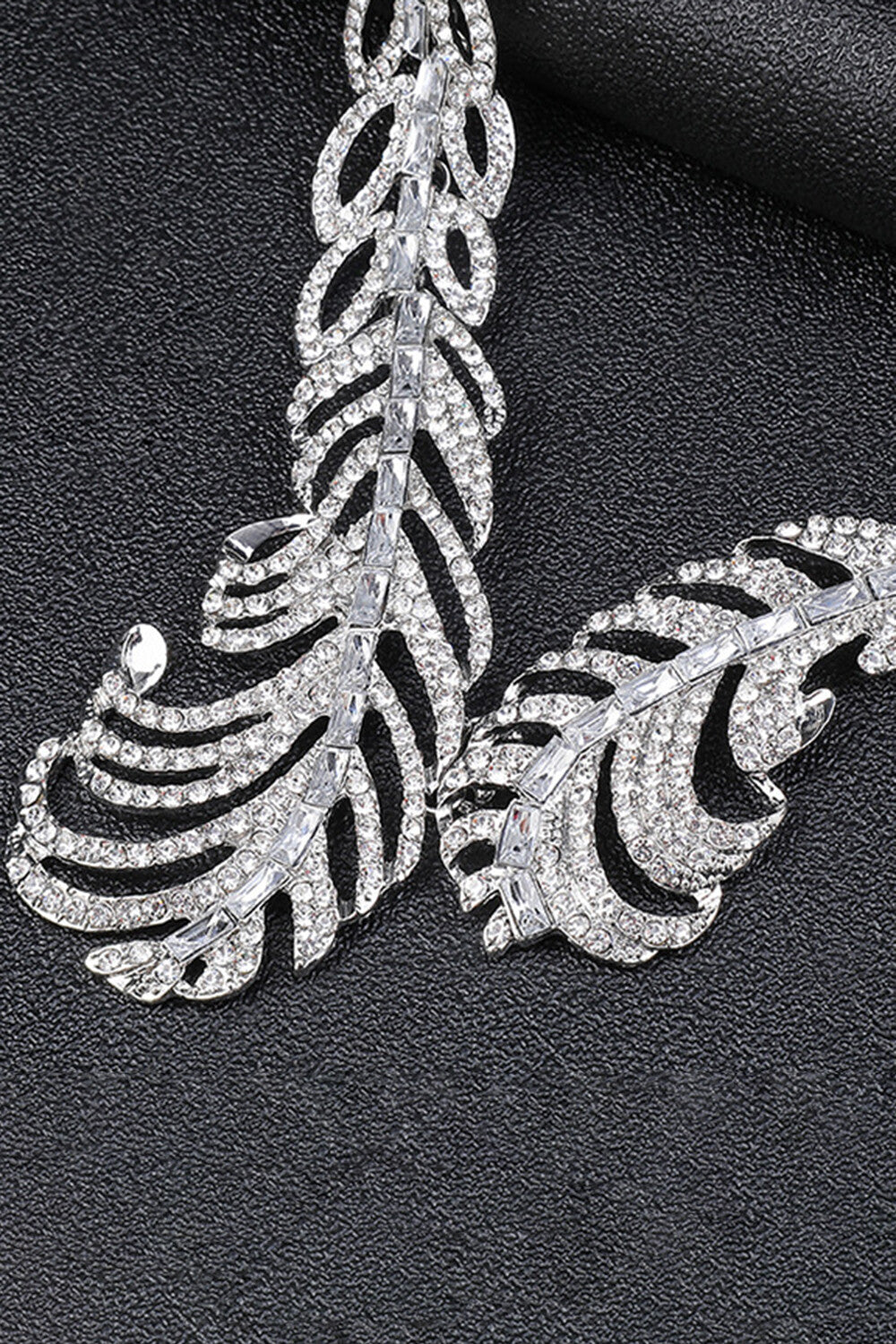 Rhinestones Asymmetric Feather Shaped Drop Earrings Necklace Jewelry Set