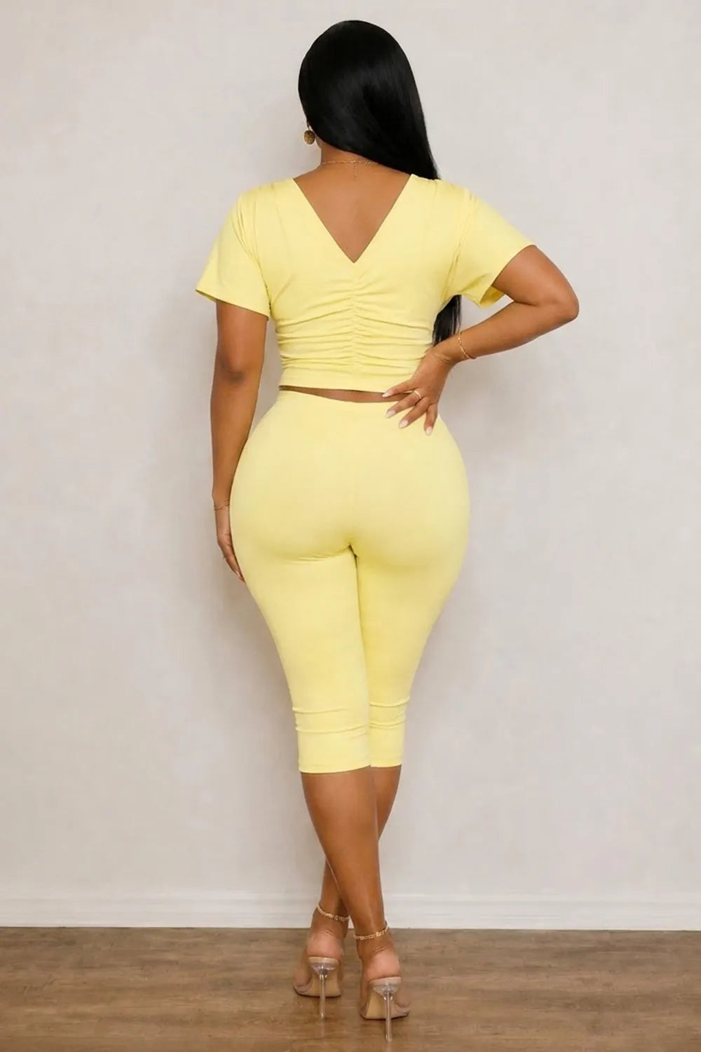 Solid Color V Neck Short Sleeve Top Capri Pants 2pcs Set-Yellow