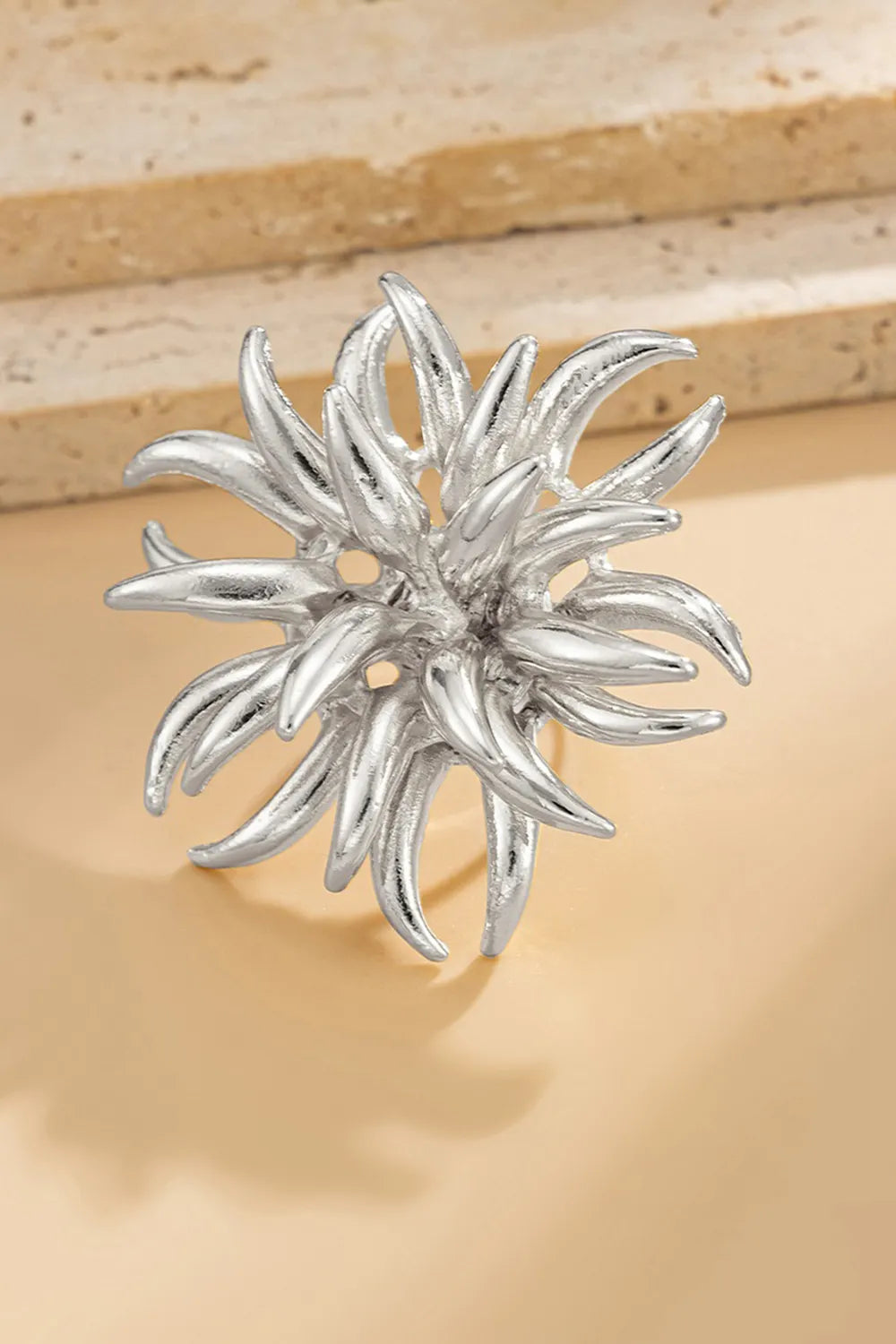 Fashion Metallic Sheen 3D Blooming Flower Shaped Ring