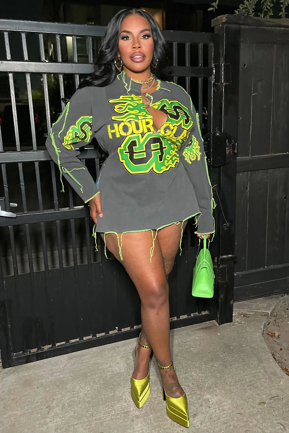 Graphic Print Round Neck Long Sleeve Casual Mini Dresses-Gray