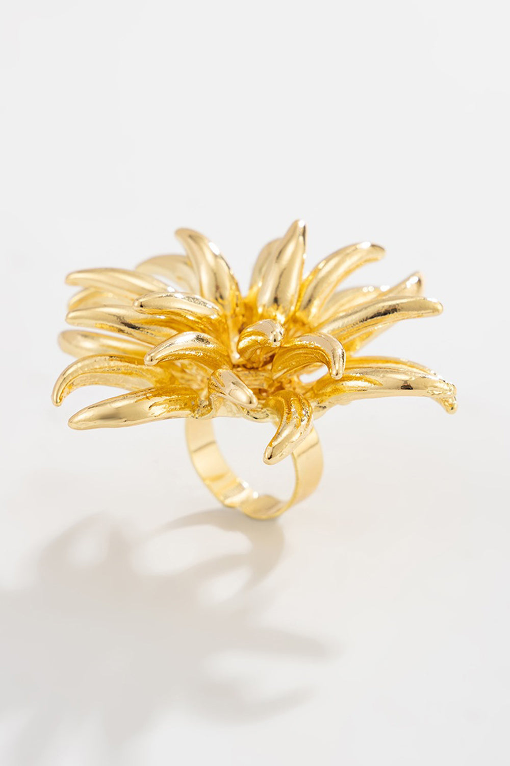 Fashion Metallic Sheen 3D Blooming Flower Shaped Ring