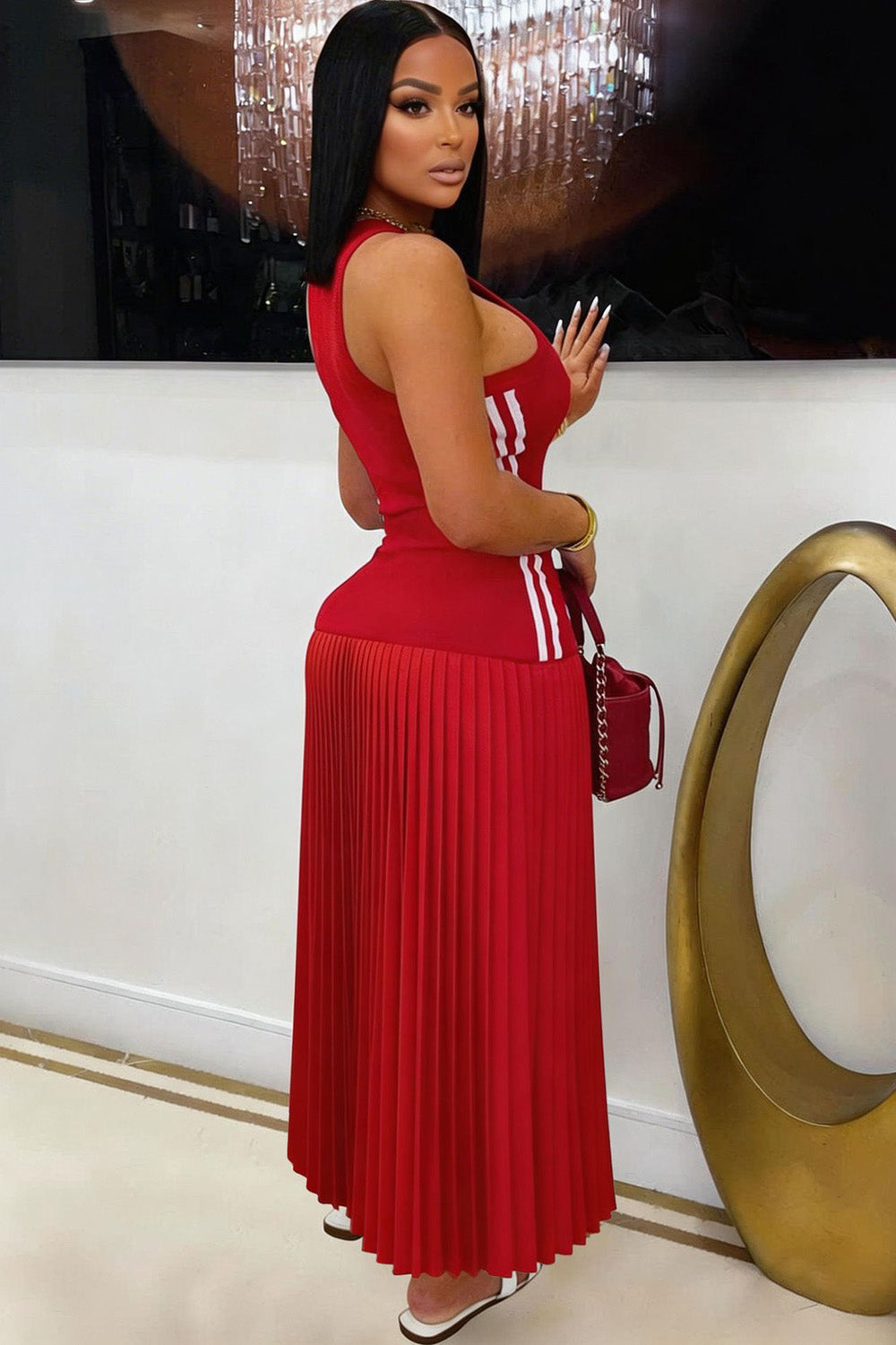 Round Neck Sleeveless Side Striped Low Rise Pleated Slim Maxi Dresses-White
