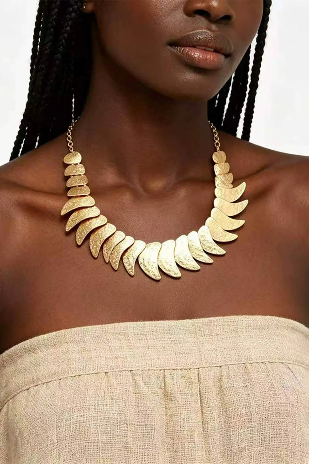 Retro Hammered Metal Crescent Sequin Bib Necklace