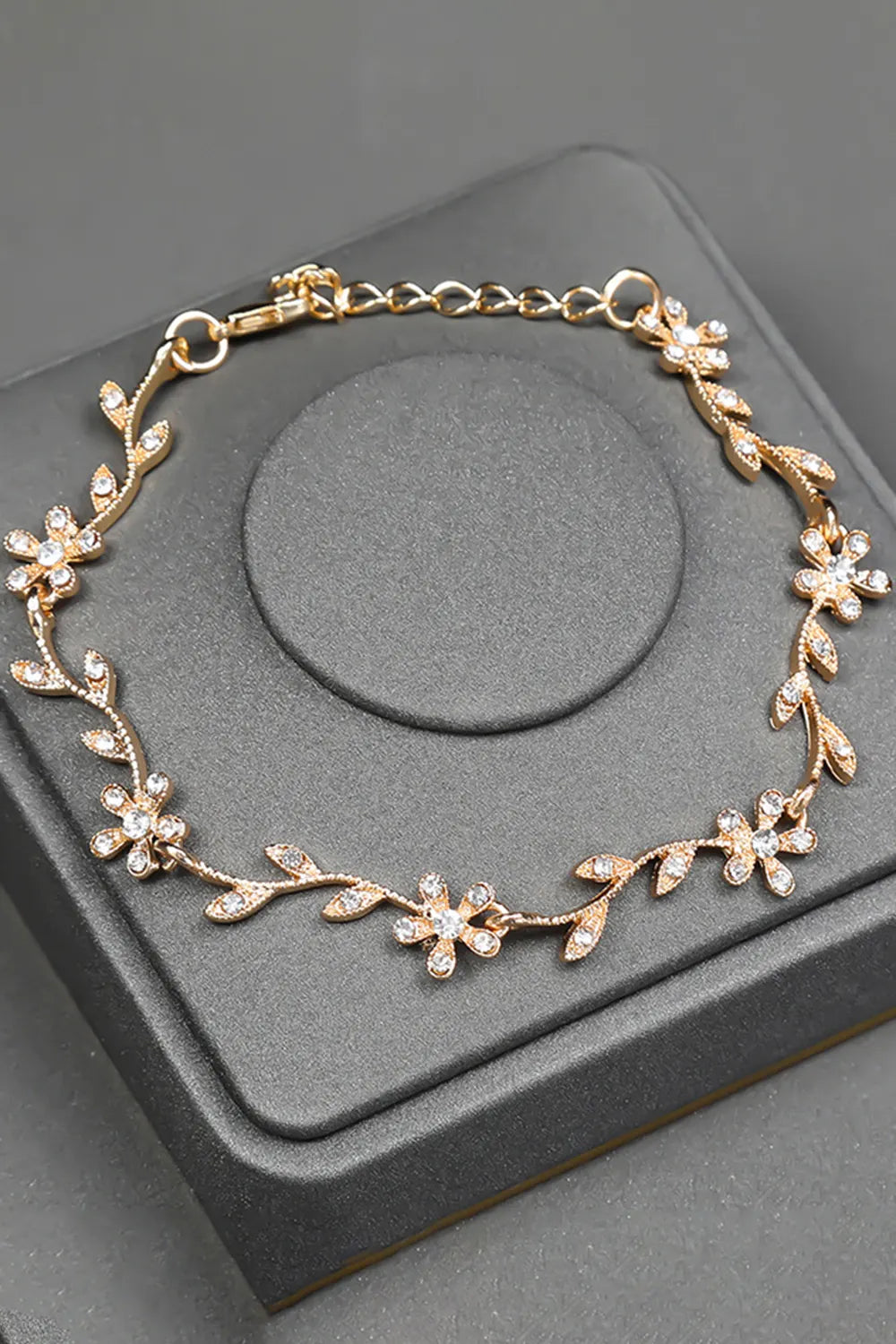 Fashion Inlaid Rhinestone Leaf Floral Necklace Earrings Bracelet 4pcs Set