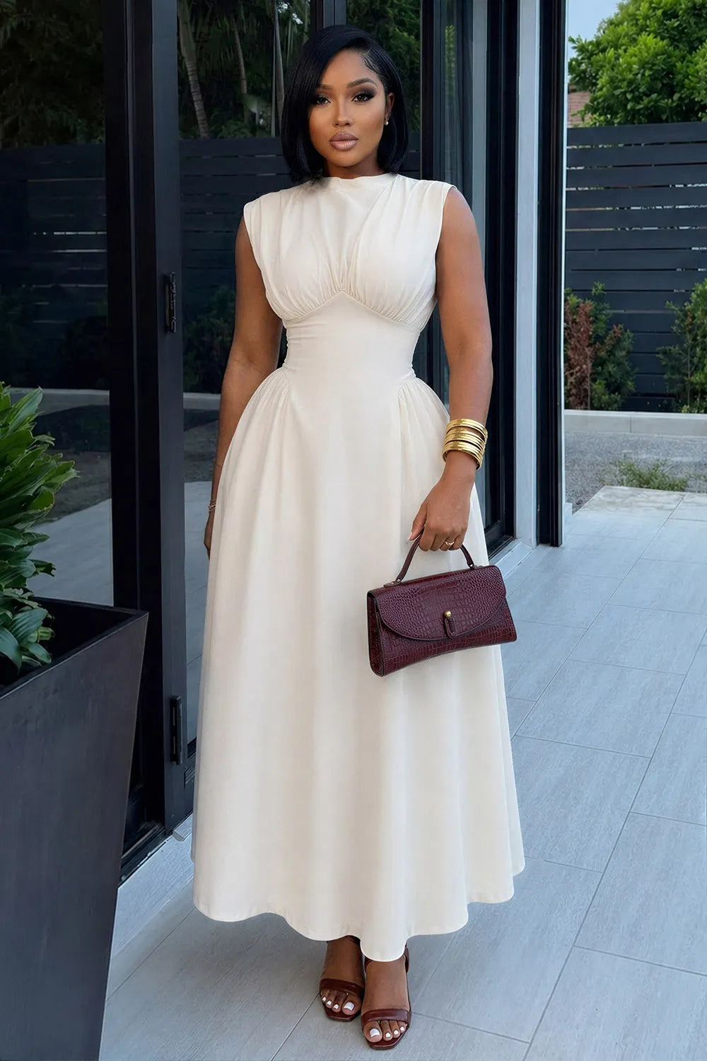 Round Neck Sleeveless Cinch Waist Casual Maxi Dresses-White
