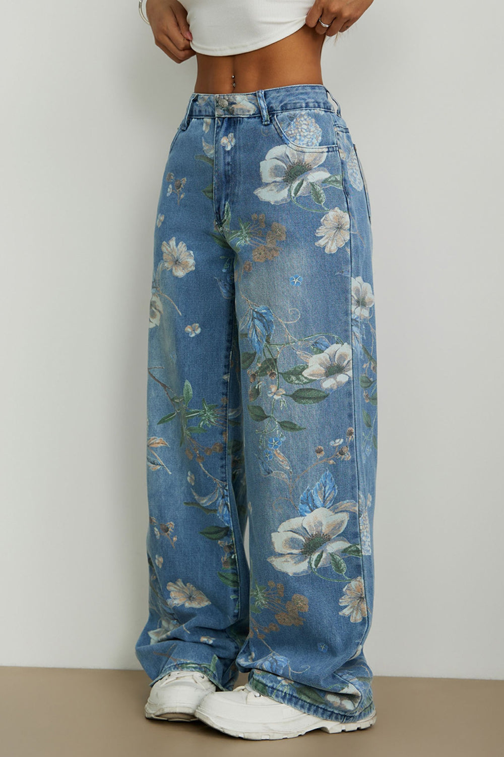 Floral Pattern Decor Loose Fit Straight Wide Leg Denim Casual Jeans-Blue