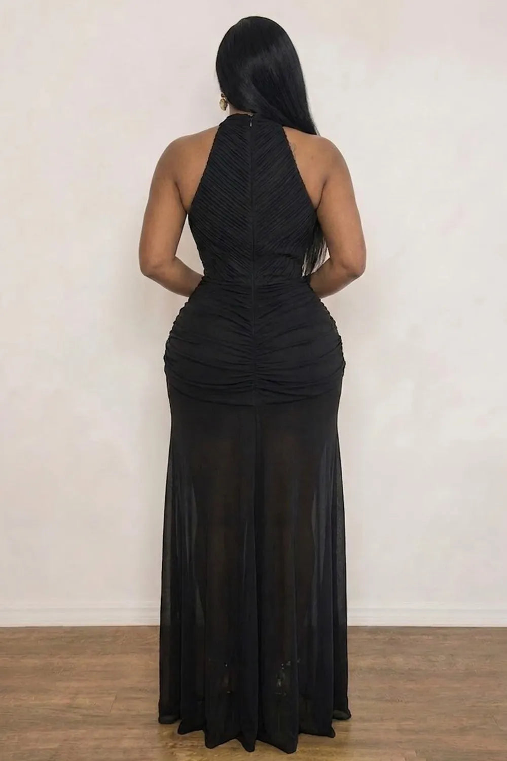 Round Neck Sleeveless Ruched Slim Fit Evening Gowns Maxi Dresses-Black