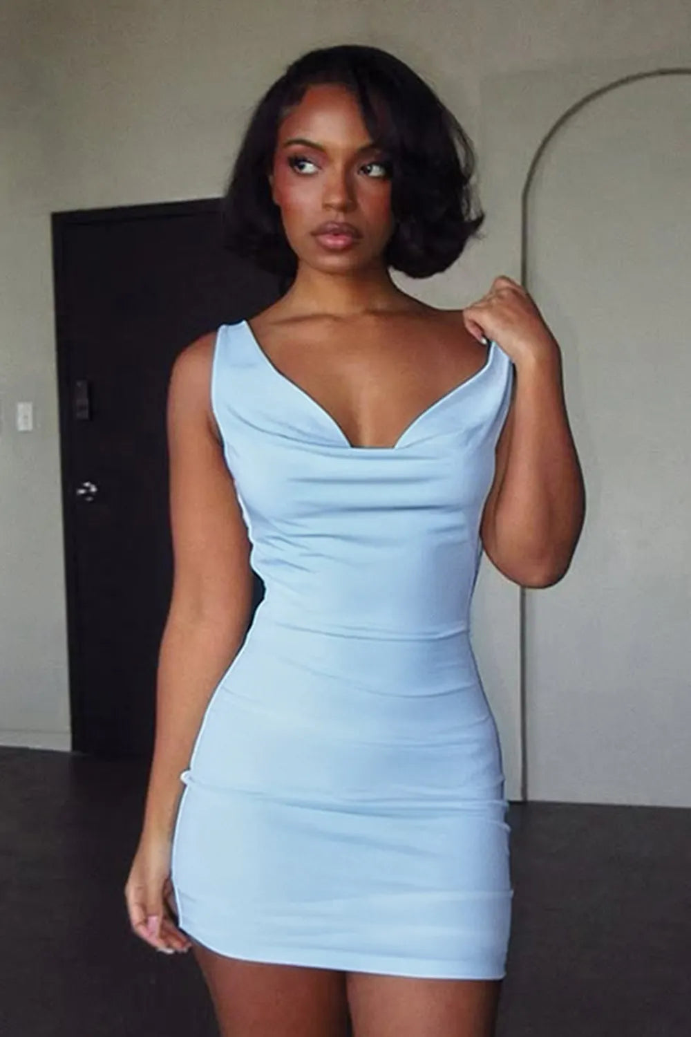 Wide Straps Cowl Neck Backless Chain Decor Slim Fit Party Mini Dresses-Blue