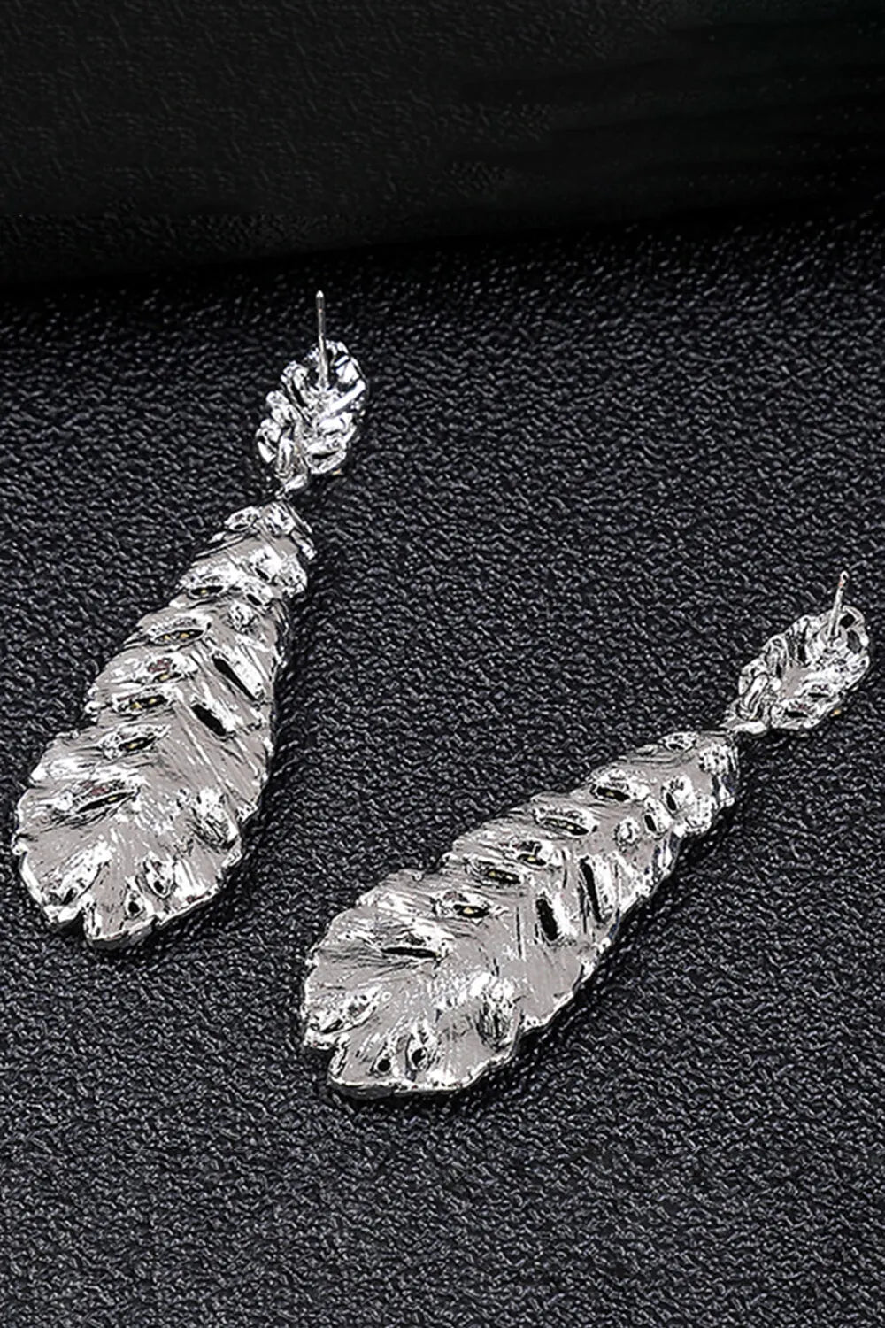 Rhinestones Asymmetric Feather Shaped Drop Earrings Necklace Jewelry Set